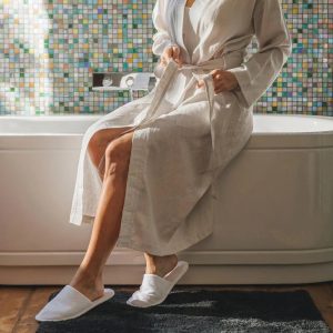 disposable-closed-toe-toweling-slippers-white-guest-amenities-3 Disposable Slippers